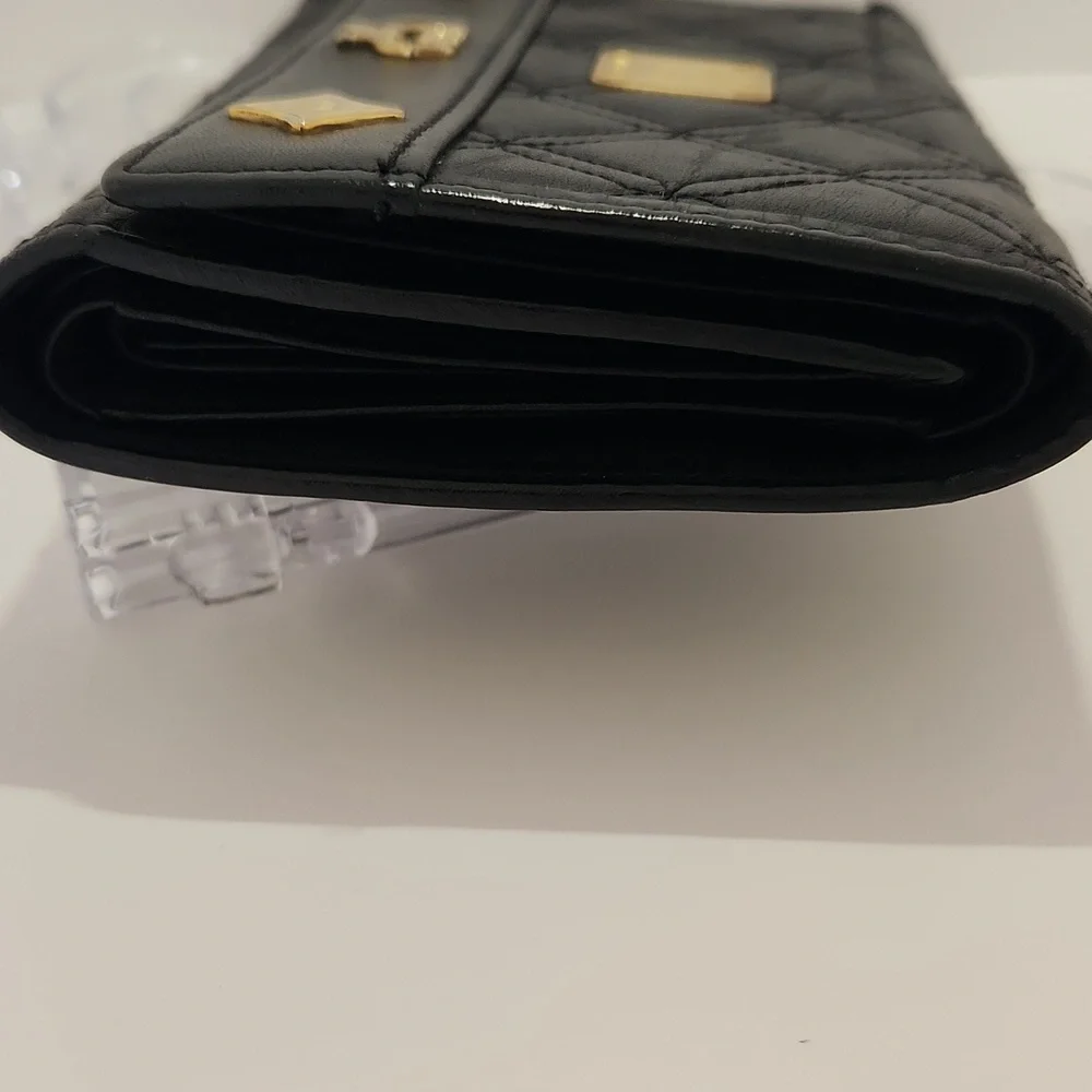 MCM Trifold Quilted Black Leather Wallet - Picture 10 of 11